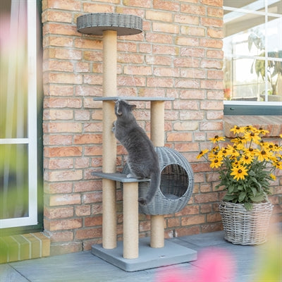 Trixie Kratzbaum Amalia Outdoor Grau