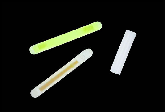 2 Knicklichter + Adapter.