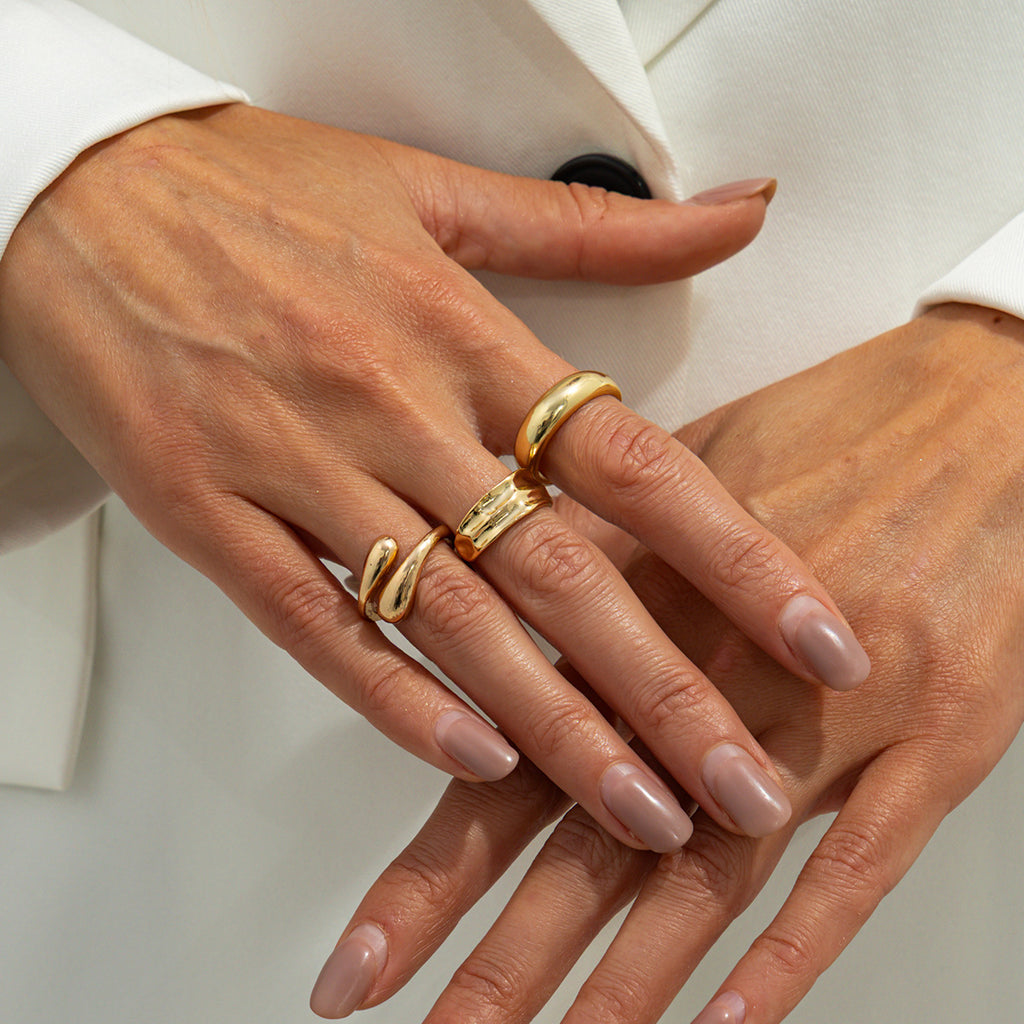 Eleganter, minimalistischer offener Ring mit hochwertiger Haptik