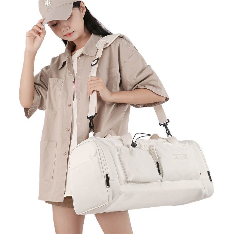 Ein kompakter, leichter und geräumiger Reiseorganizer, der sich perfekt für Handgepäck eignet.