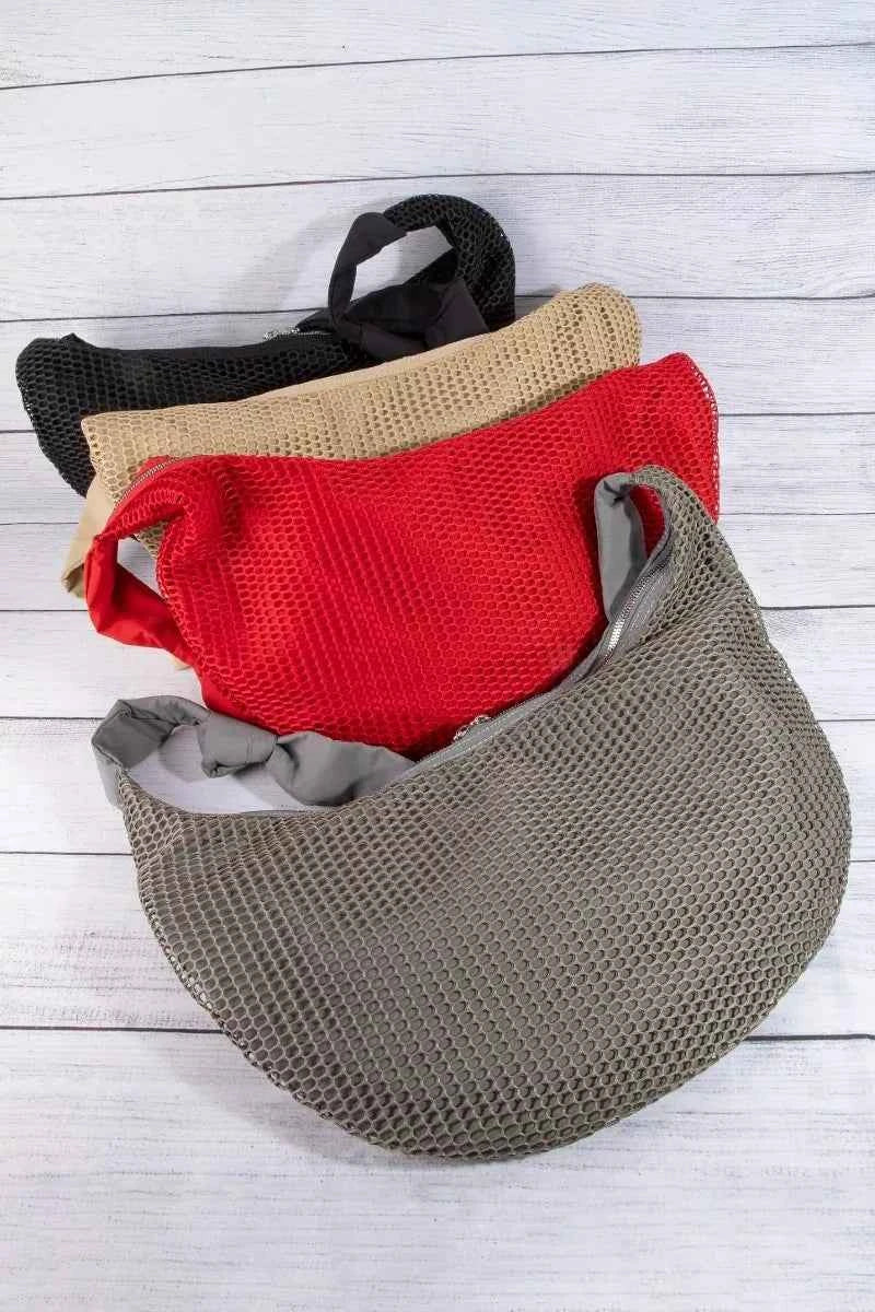 Fame Schultertasche aus strukturiertem Mesh mit Knoten